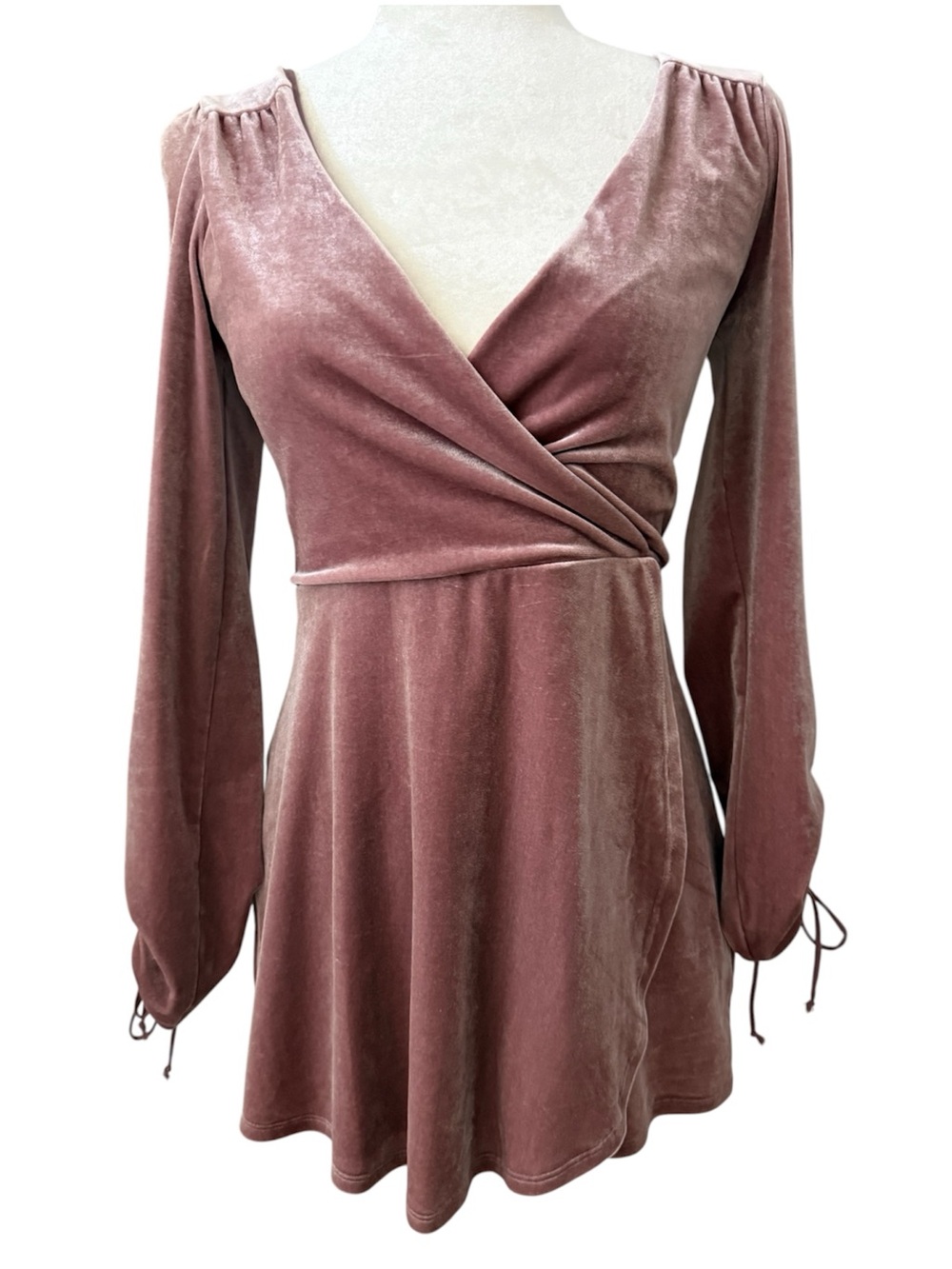 URBAN OUTFITTERS OU Blush Pink Velvet Dress Romper